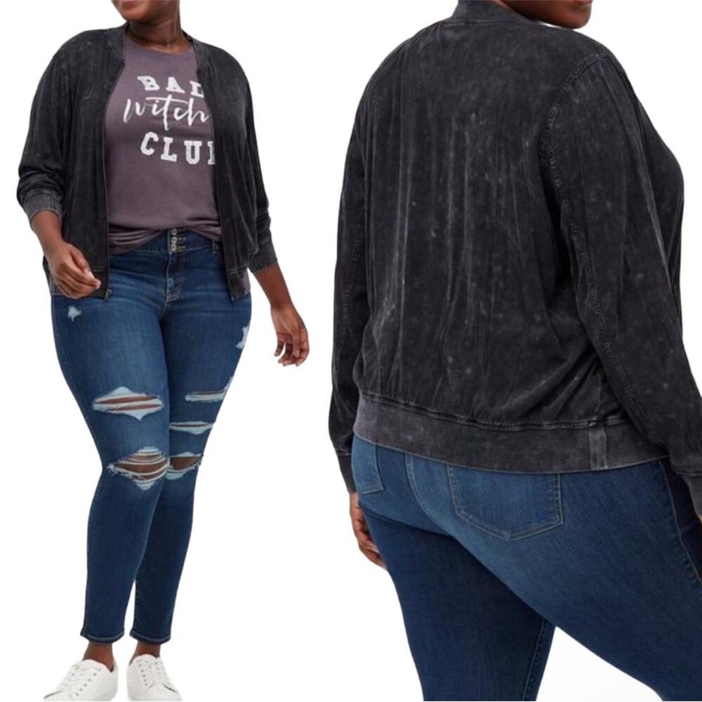 Torrid NWT Chills Bomber Jacket Women’s Size 4X‎ Black Wash Long Sleeve Full Zip